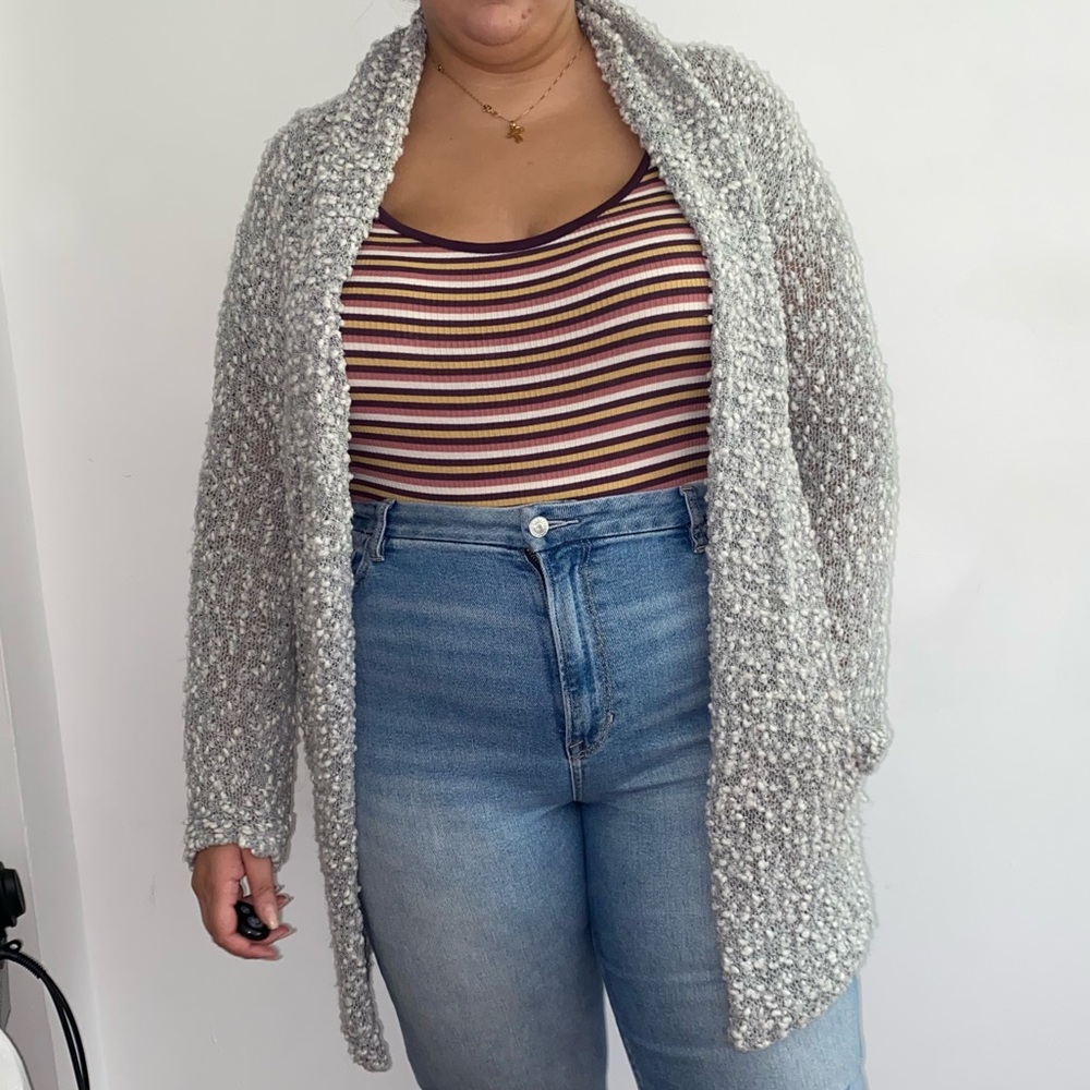 Grey cardigan